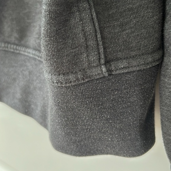 The North Face Grey Logo Hoodie Sweatshirt w Kangaroo Pockets Men's Medium - Picture 8 of 11